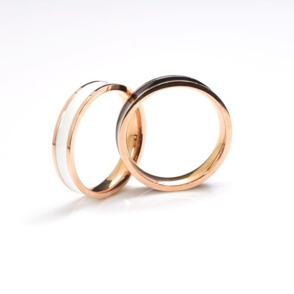 画像3: ステンレス 指輪 金属アレルギー対応 ペアリング ロゼゴールドカラー 刻印 名入れ 10文字 無料 サージカル 記念日のプレゼントにも人気  / ジーラブ