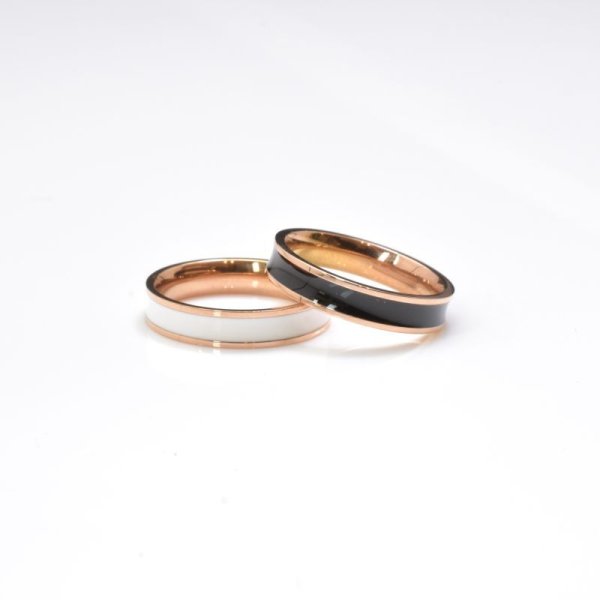 画像5: ステンレス 指輪 金属アレルギー対応 ペアリング ロゼゴールドカラー 刻印 名入れ 10文字 無料 サージカル 記念日のプレゼントにも人気  / ジーラブ
