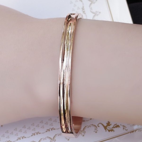 画像3: ウェーブバングル ピンクゴールドステンレス 誕生日プレゼント 記念日 高品質 お祝い ギフト用 / ジーラブ