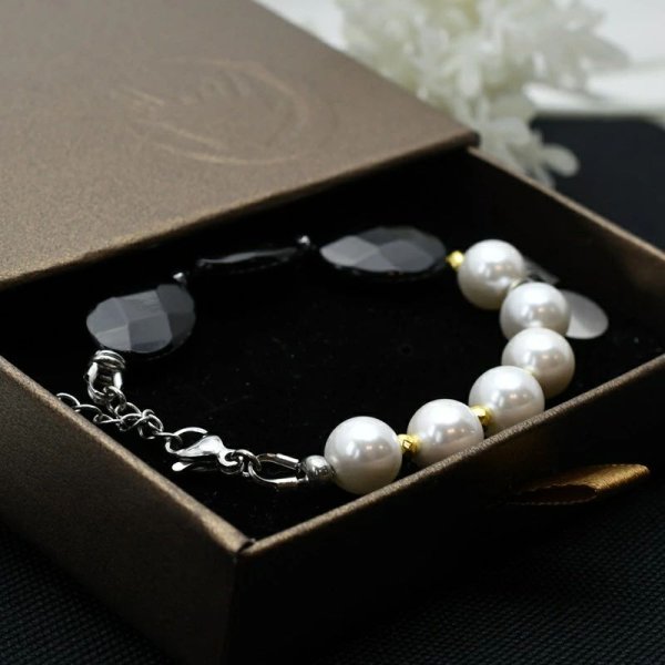 画像12: パワーストーン 宝石質 天然石ブレスレット オーバルオニキス/フェイクパール/ヘマタイト 選べる 誕生石 ガーネット アメジスト アクアマリン 水晶 エメラルド ラピスラズリ ローズクォーツ シトリン 刻印できるプレート ギフト用 MAHALO【M_03】 / ジーラブ