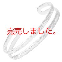 人気のハワイアンジュエリーバングル ステンレス シルバー パラレル 普段使いしやすい ギフトにも人気 / ジーラブ