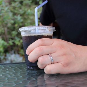 画像10: ステンレス 指輪 プレミアムエタニティリング シルバー ピンクゴールド 金属アレルギー対応 アクセサリー 刻印無料 ペアリング ペアリング 2本 価格 記念日のプレゼントにも人気  / ジーラブ (10)