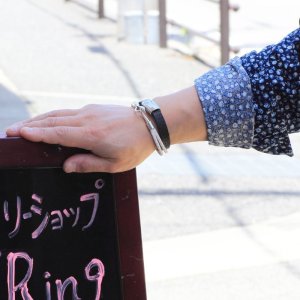 画像9: 本革 フック レザー ブレスレット 誕生日クリスマスプレゼント 記念日 高品質 お祝い ブラック ブラウン ホワイトギフト用 / ジーラブ (9)