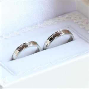 画像2: ステンレス 指輪 スタイリッシュ ダブルライン サージカル ペアリング  金属アレルギー対応 アクセサリー 2本 セット ペアリング 2本 価格 ギフト用にも人気 / ジーラブ (2)