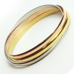 画像7: サージカルステンレスバングル 普段使いしやすい アクセサリー お祝い ３連トリニティ ブレスレット つけっぱなしOK / ジーラブ (7)