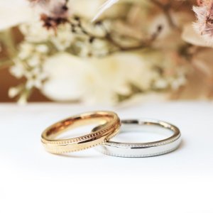 画像2: ステンレス 指輪 ミルグレイン ミル打ち ピンクゴールド リング  金属アレルギー対応 アクセサリー20代 30代 40代 50代 ギフト用にも人気 / ジーラブ (2)