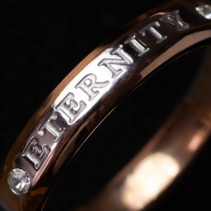 画像3: ステンレス 指輪 プレミアムエタニティリング シルバー ピンクゴールド 金属アレルギー対応 アクセサリー 刻印無料 ペアリング ペアリング 2本 価格 記念日のプレゼントにも人気  / ジーラブ (3)