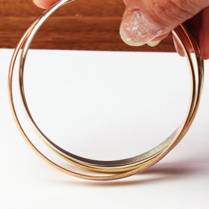 画像5: サージカルステンレスバングル 普段使いしやすい アクセサリー お祝い ３連トリニティ ブレスレット つけっぱなしOK / ジーラブ (5)