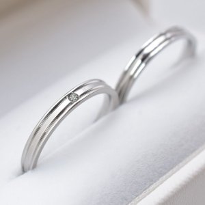 画像3: ステンレス 指輪 ブライダルペアリング高品質天然ダイヤモンド 【華奢ダブルラインペアリング 】 レーザー刻印可 両面刻印OK 金属アレルギー対応 サージカル ブライダル 結婚 【ダイヤモンド品質保証付】ギフト用にも人気 / ジーラブ (3)