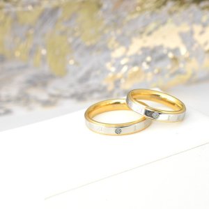 画像2: ステンレス 指輪 プレミアムローマリング 幸せな時を共に過ごすローマペアリング 刻印・誕生石 サージカル ゴールドカラー 金属アレルギー対応【ダイヤモンド品質保証付】ギフト用にも人気 / ジーラブ (2)