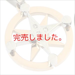 画像3: コンパス （ピンク＆ブラック）ペア ペンダントトップ ステンレス ギフト用 / ジーラブ (3)