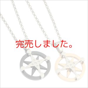 画像2: コンパス （ピンク＆ブラック）ペア ペンダントトップ ステンレス ギフト用 / ジーラブ (2)